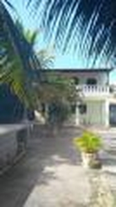 Belissima casa com 3 quartos a 50metros da praia da Brisa em Guaratiba