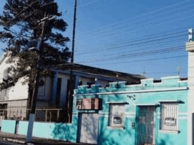 Casa Avenida JK- centro Pelotas