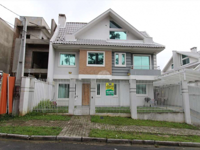 Casa com 2 quartos para alugar na Rua Doutor Júlio Farah, 249, Uberaba, Curitiba, 130 m2 por R$ 3.900