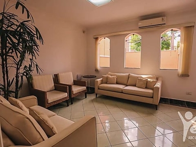 Casa com 3 quartos para alugar na Rua das Aroeiras, Jardim, Santo André, 198 m2 por R$ 6.600