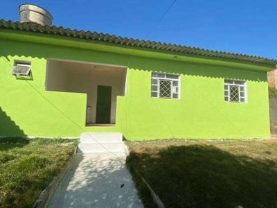 Casa em lote com área de 360 m² em Igarapé/MG