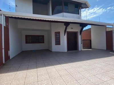 Casa para alugar com 4 quartos em Peruíbe/SP