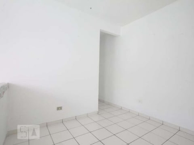 Casa para Aluguel - Itaquera, 2 Quartos, 60 m² - São Paulo