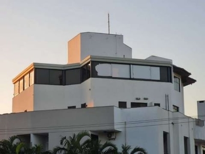Cobertura com 5 quartos à venda, 496.00 m2 por r$2490000.00 - praia do santinho - florianopolis/sc