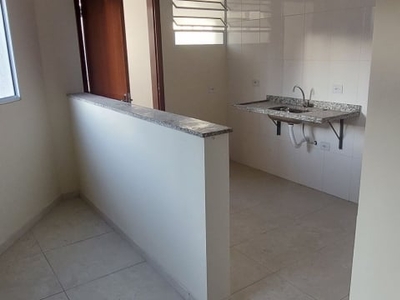 Sobrado em condomínio de 53m2, 1 suite - Vila Ré.