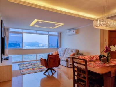 Sol, Mar e Praia: seus novos vizinhos • Apartamento com 3 dormitórios • 175 m² • Andar alto