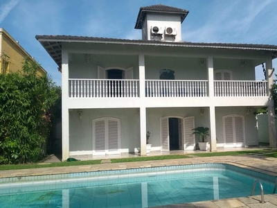 Casa 4 suites- Piscina/Churrasqueira, Wi-Fi, próximo à Praia de Pernambuco