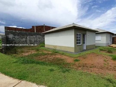 Casa para Venda em Presidente Prudente, Residencial Pacaembú, 2 dormitórios, 1 banheiro