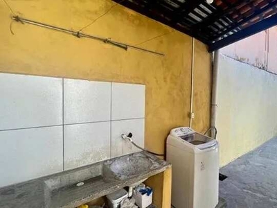 Casa para venda possui 85 metros quadrados com 3 quartos em Curuzu - Salvador - Bahiaa