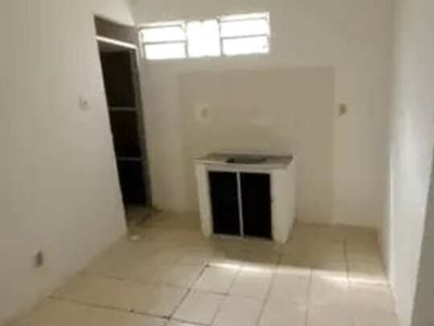 Casa para venda tem 42 metros quadrados com 2 quartos em Plataforma - Salvador - Bahia