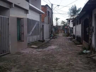 Casa próxima a rodovia do Tapanã