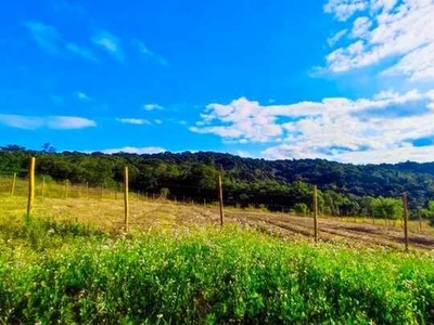 Localização tranquila e perto de tudo? cotia