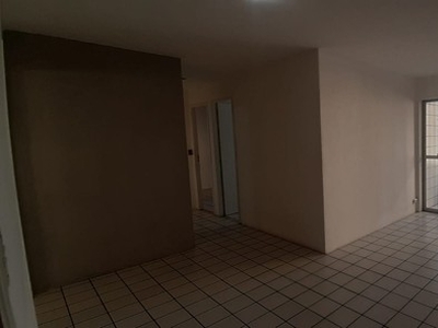 ALUGO apartamento em Boa Viagem | 82m² | 3 quartos | varanda | próximo a tudo!