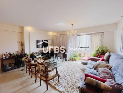Apartamento com 2 quartos à venda, 89.0m²