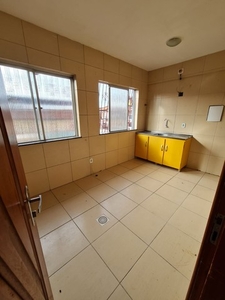 Apartamento para aluguel possui 100 m² com 3 quartos no Res. Silva Ribeiro - Belém - PA