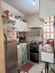 Apartamento para venda, no Condomínio Pontal do Leste, com 3 quartos, cozinha/área de serv