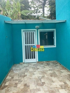 Casa com 2 dormitórios para alugar, 75 m² por R$ 1.100,00/mês - Caxito - Maricá/RJ
