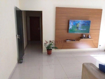 Casa com 4 quartos à venda, 440.0m²