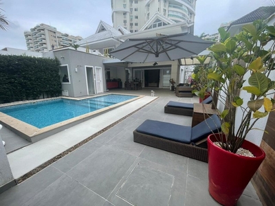 Casa para aluguel na Barra da Tijuca