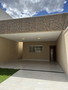 Casa para venda com 138 metros quadrados com 3 quartos em Moinho dos Ventos - Goiânia - GO