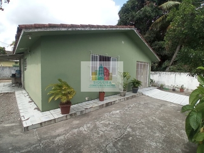 Casa para venda possui 115 metros quadrados com 3 quartos em Timbí - Camaragibe - PE