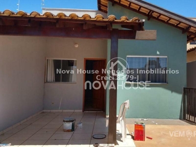 Casa Térrea com 2 Quartos à Venda por R$ 210.000