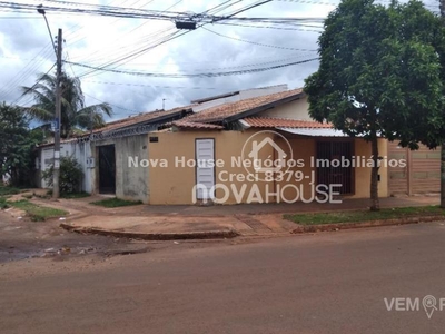 Casa Térrea com 2 Quartos à Venda por R$ 250.000