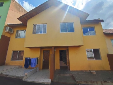 Sobrado com 3 dormitórios para alugar, 95 m² por R$ 1.600/mês - Bairro Alto - Curitiba/PR