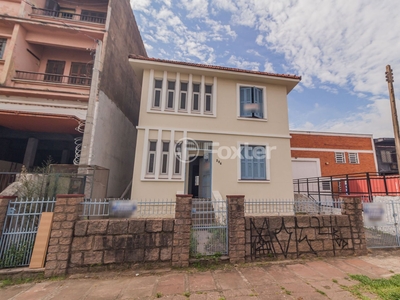 Casa à venda Rua Conselheiro Travassos, São Geraldo - Porto Alegre