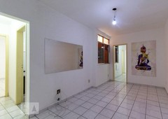 APARTAMENTO no 3º andar mobiliado com 2 dormitórios