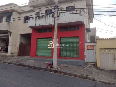 Apartamento com 3 quartos para alugar no bairro Diamante, 10m²