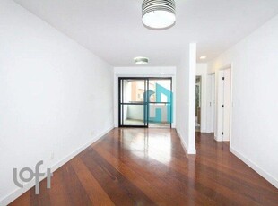 Apartamento à venda em Aclimação com 70 m², 2 quartos, 1 suíte, 2 vagas