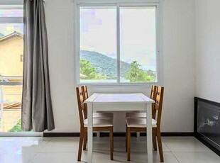 Apartamento de 4 quartos para alugar no bairro Lagoa Da Conceicao