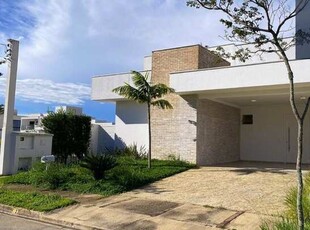 Casa com 3 dormitórios para alugar, 200 m² por R$ 7.954,00/mês - Condomínio Residencial Gi