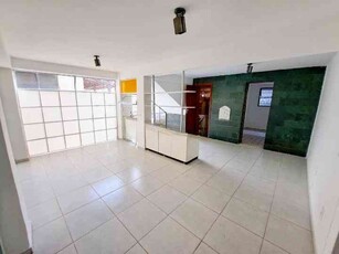 Casa com 6 quartos à venda no bairro Planalto, 360m²