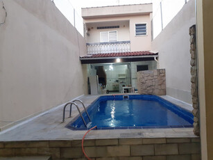 Casas De Temporada 5min Da Praia-piscina-churrasq-3dorts-sala Gde-4wc-3vgas-aviação-p.gde Sp