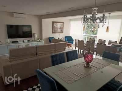 Apartamento à venda em Santo Amaro com 124 m², 4 quartos, 2 suítes, 3 vagas