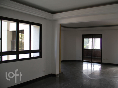 Apartamento à venda em Vila Andrade com 224 m², 4 quartos, 2 suítes, 4 vagas