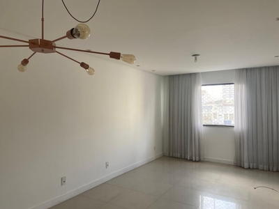 Apartamento em Pituba, Salvador/BA de 110m² 3 quartos para locação R$ 1.250,00/mes