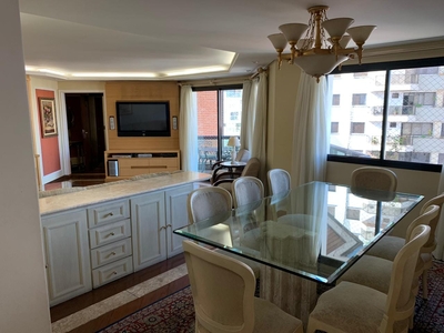 Apartamento em Vila Regente Feijó, São Paulo/SP de 163m² 3 quartos para locação R$ 6.000,00/mes