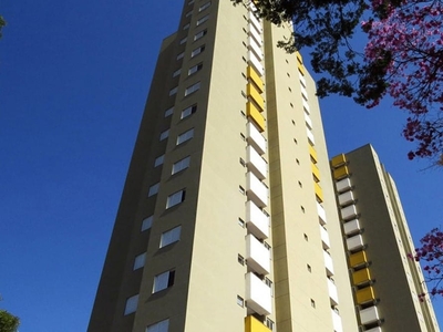 Apartamento em Zona 07, Maringá/PR de 55m² 2 quartos à venda por R$ 384.000,00