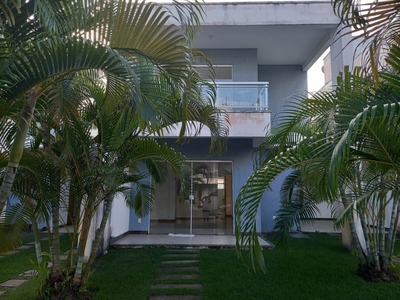 Casa em Buraquinho, Lauro De Freitas/BA de 220m² 4 quartos para locação R$ 4.000,00/mes