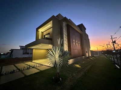 Casa em Centro Norte, Cuiabá/MT de 230m² 3 quartos à venda por R$ 1.848.999,00