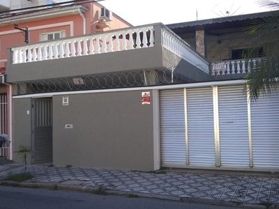 Casa em Centro, Taubaté/SP de 450m² 3 quartos à venda por R$ 1.000.000,00 ou para locação R$ 5.400,00/mes