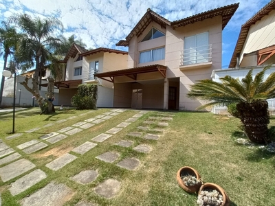 Casa em Chácaras Jardim Colibri, Embu das Artes/SP de 173m² 3 quartos à venda por R$ 840.000,00 ou para locação R$ 4.500,00/mes
