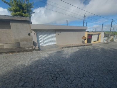 Casa em Cidade Alta, Caruaru/PE de 120m² 3 quartos à venda por R$ 259.000,00