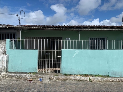 Casa em COHAB, Recife/PE de 100m² 2 quartos à venda por R$ 85.000,00