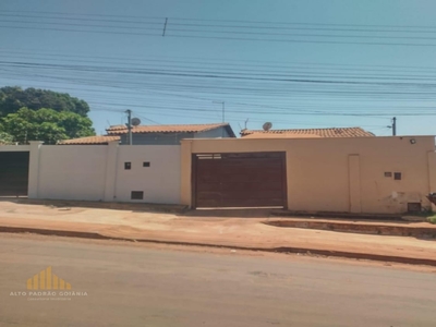 Casa em Jardim Buriti Sereno, Aparecida de Goiânia/GO de 106m² 3 quartos à venda por R$ 349.000,00