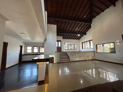 Casa em Jardim Indaiá, Embu das Artes/SP de 363m² 3 quartos à venda por R$ 1.849.000,00