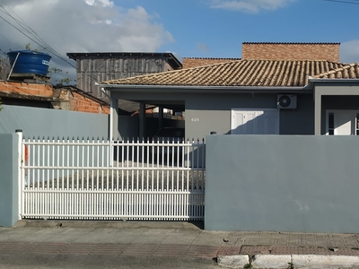 Casa em Tapera, Florianópolis/SC de 150m² 2 quartos à venda por R$ 480.000,00 ou para locação R$ 3.850,00/mes